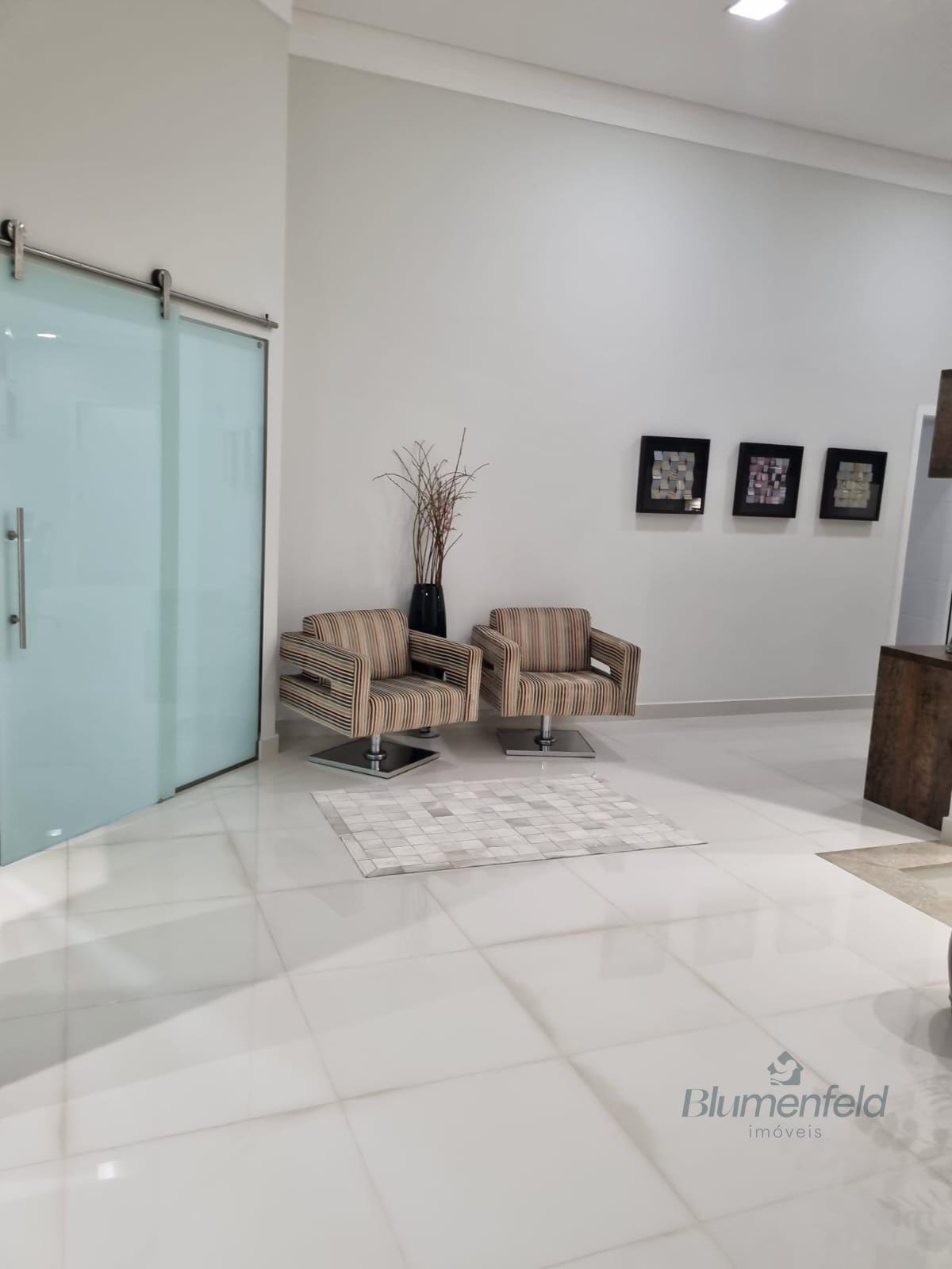 Casa à venda com 5 quartos, 5 banheiros e 465m² no Condomínio Arujazinho IV, Arujá (SP) — foto 8 de 30