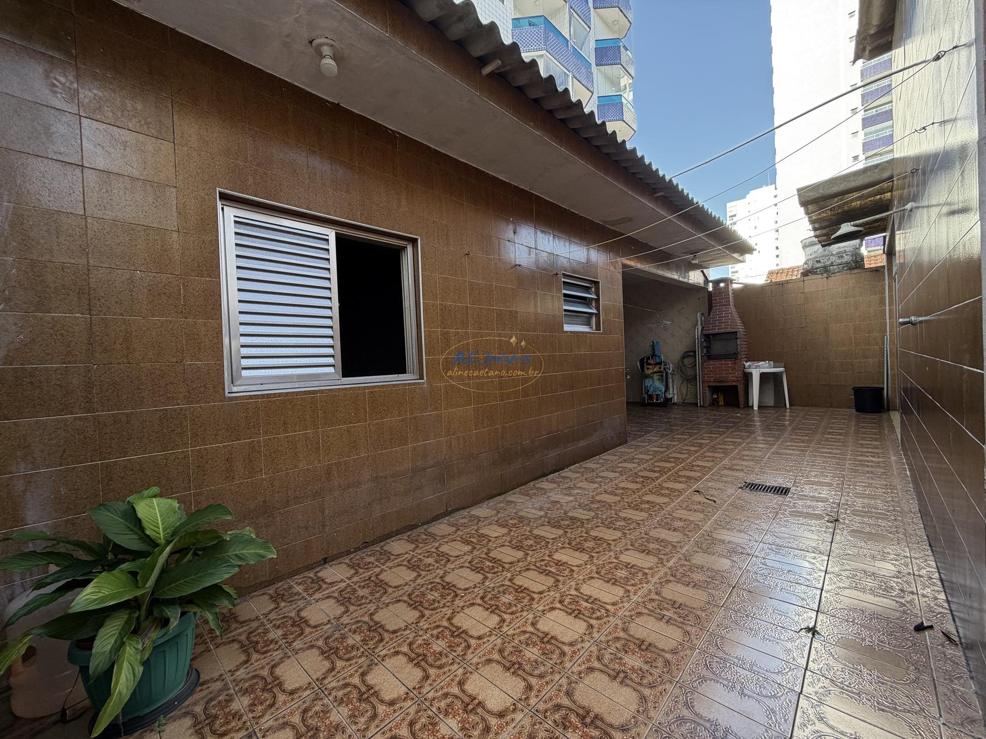 Casa à venda com 3 quartos, 1 suíte, 6 vagas e 153m² no Vila Assuncao, Praia Grande (SP) — foto 21 de 23