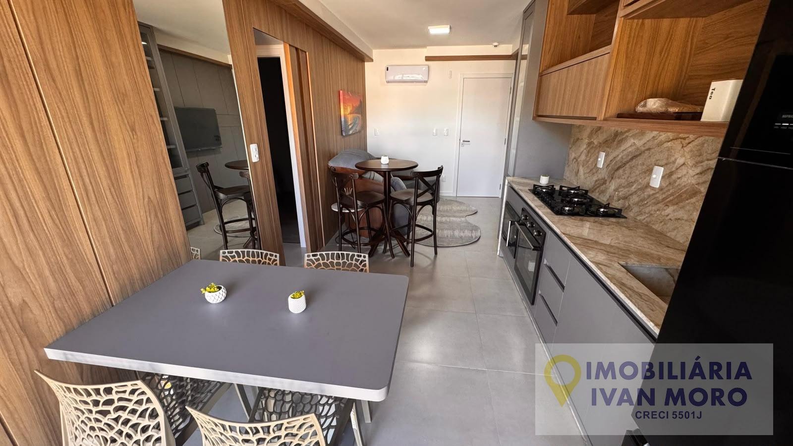 Apartamento em Alto São Bento  -  Itapema