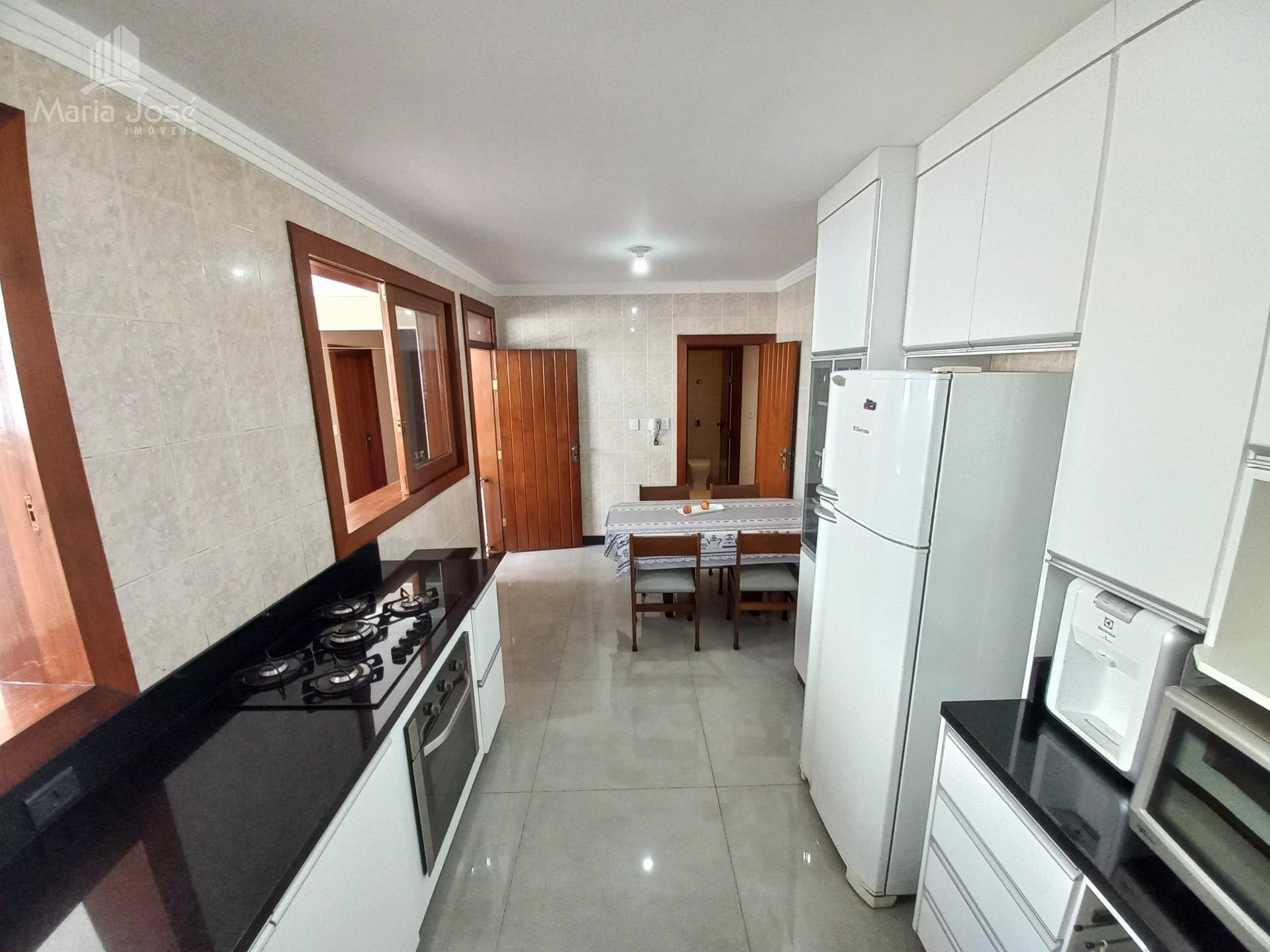 Casa à venda com 4 quartos, 2 suítes, 4 vagas e 360m² no Jardim Arizona, Sete Lagoas (MG) — foto 24 de 30