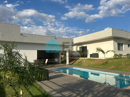 Casa de Condomínio em Condominio Vale do Luar  -  Jaboticatubas