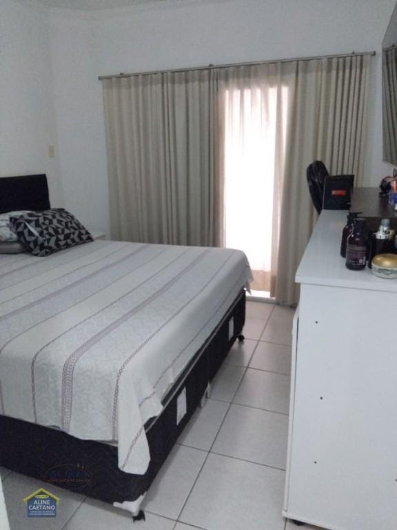 Casa à venda com 2 quartos, 2 suítes, 2 vagas e 75m² no Vila Assuncao, Praia Grande (SP) — foto 10 de 30