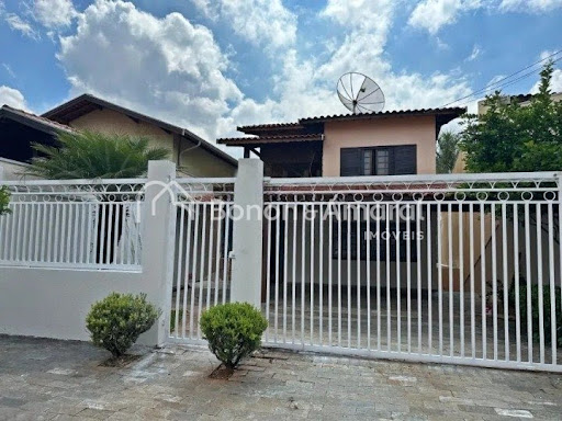 Casa, 4 quartos, 280 m² - Foto 1