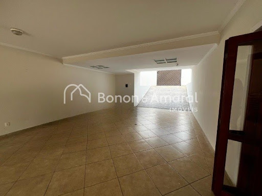 Casa, 3 quartos, 275 m² - Foto 35