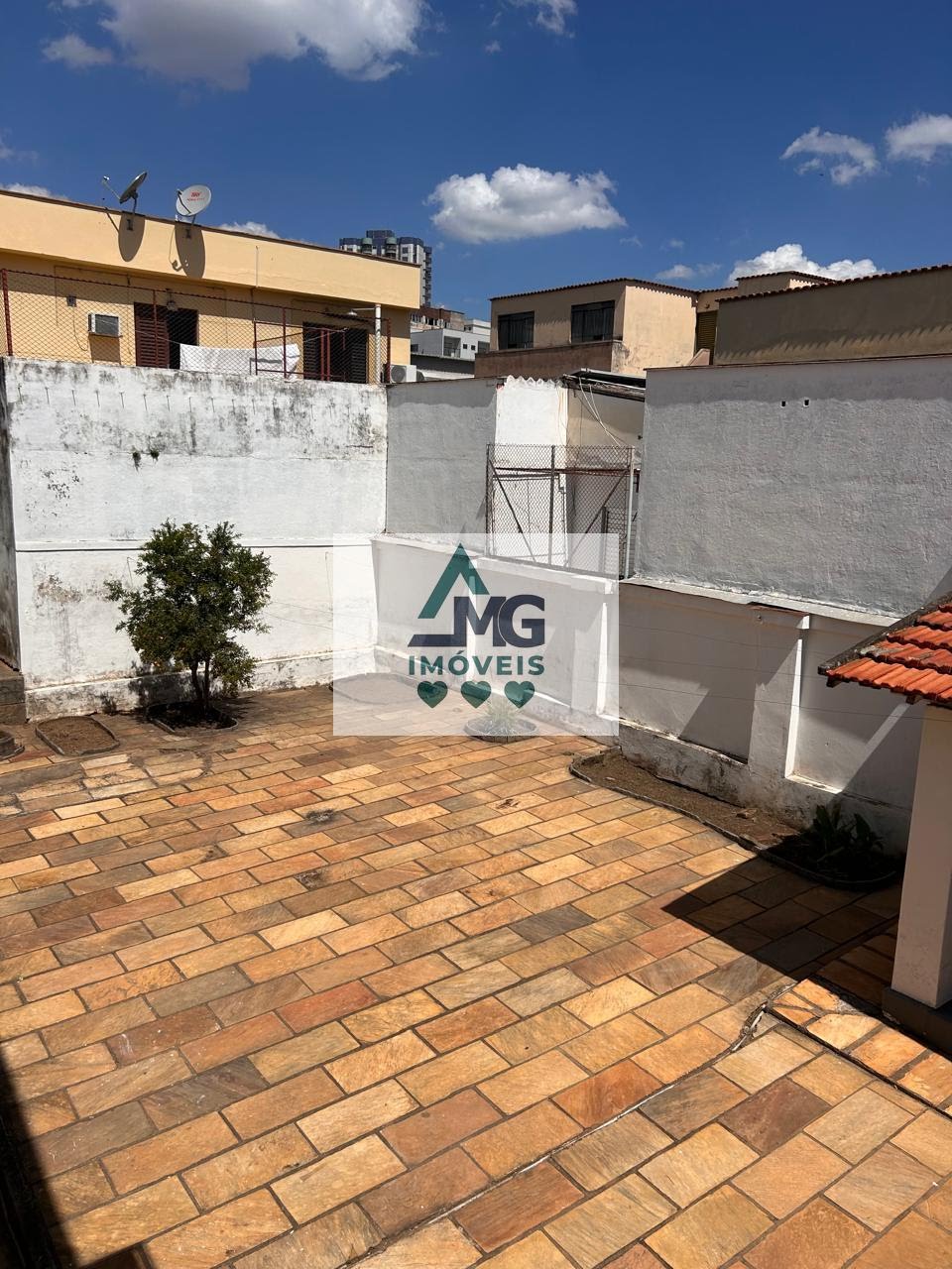 Casa à venda com 3 quartos, 1 suíte, 1 vaga e 400m² no Centro, Três Corações (MG) — foto 8 de 18