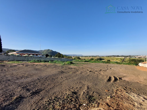 Terreno para chácara no bairro Jardim Serrano - São Pedro: venda  por R$ 400.000