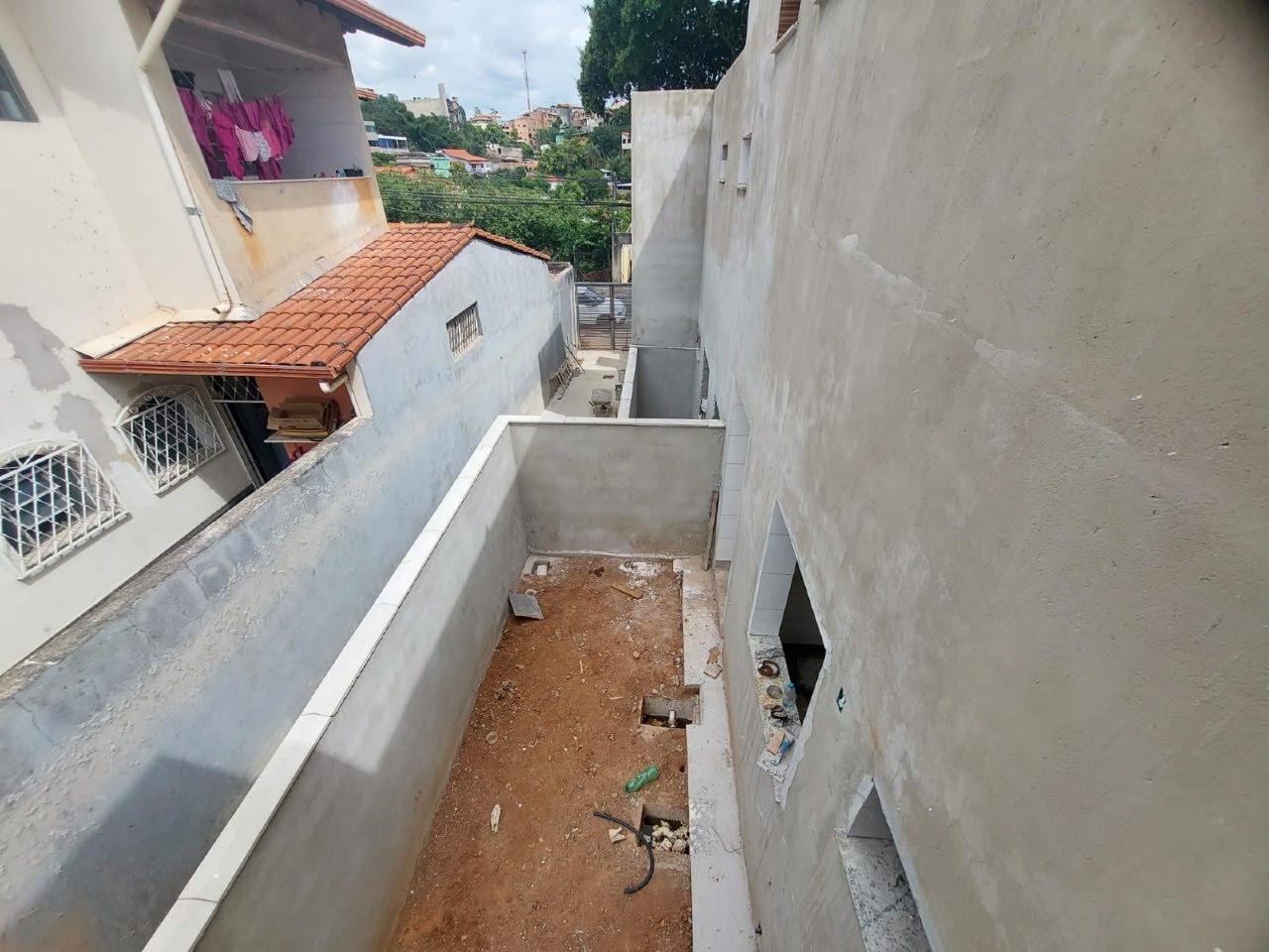 Casa à venda com 3 quartos, 1 suíte, 2 vagas e 86m² no Etelvina Carneiro, Belo Horizonte (MG) — foto 16 de 17