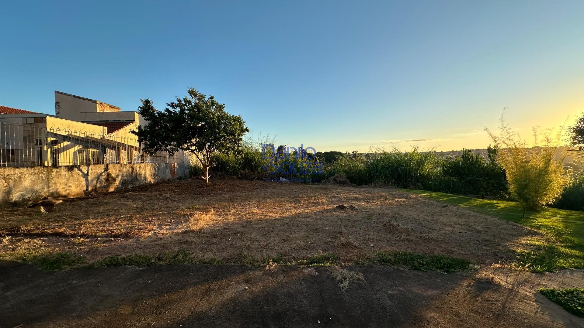 Terreno à venda com 497m² de terreno no Morada do Sol, Araxá (MG) — foto 2 de 3