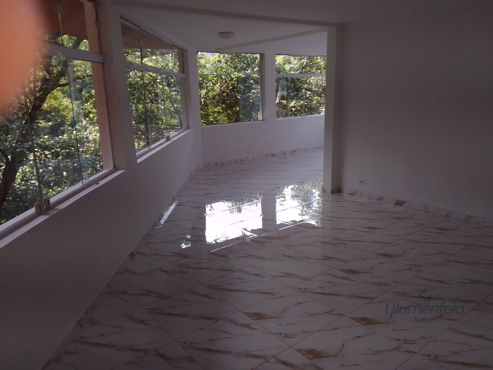Casa à venda com 3 quartos, 3 suítes, 4 vagas e 330m² no Condomínio Country Club, Arujá (SP) — foto 18 de 30