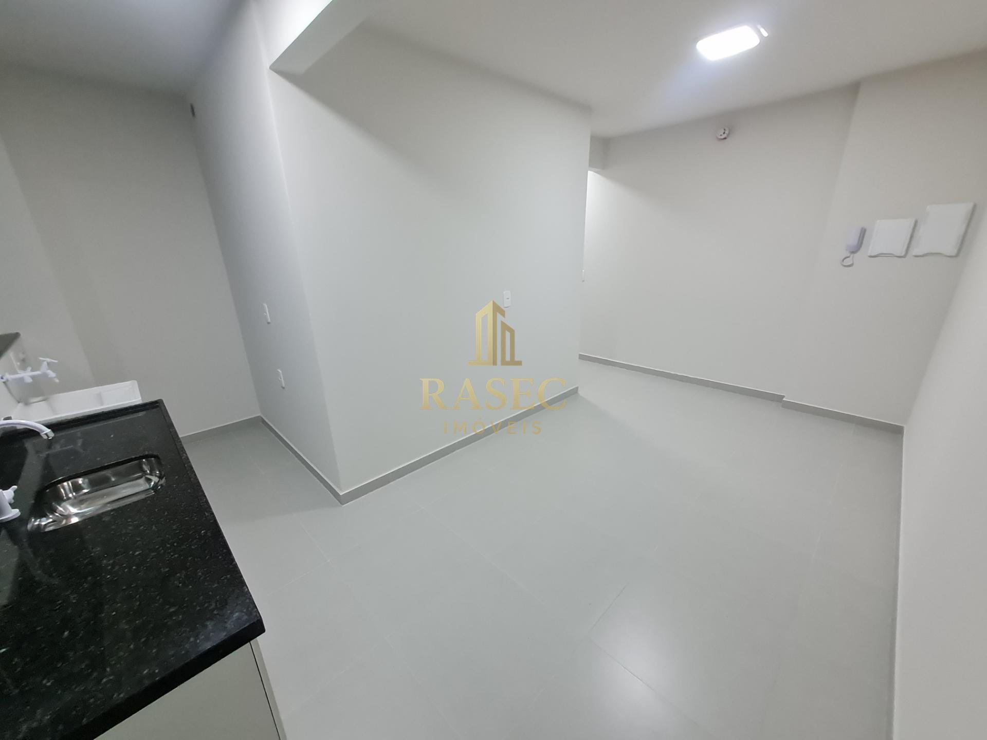 Apartamento para alugar com 1 quarto, 1 banheiro, 1 vaga e 26m² no Nova Brasília, Brusque (SC) — foto 4 de 5