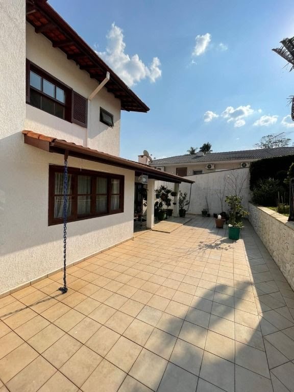Casa à venda com 3 quartos, 3 suítes, 8 vagas e 570m² no Condominio Arujazinho I II III, Arujá (SP) — foto 25 de 30