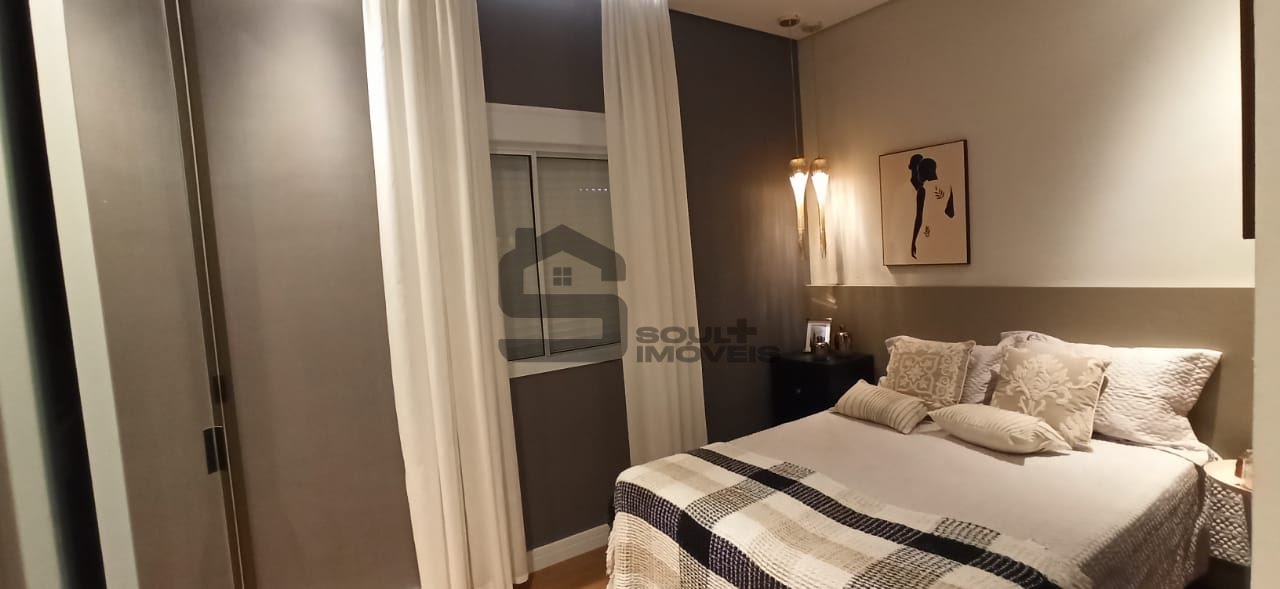 Quarto casal