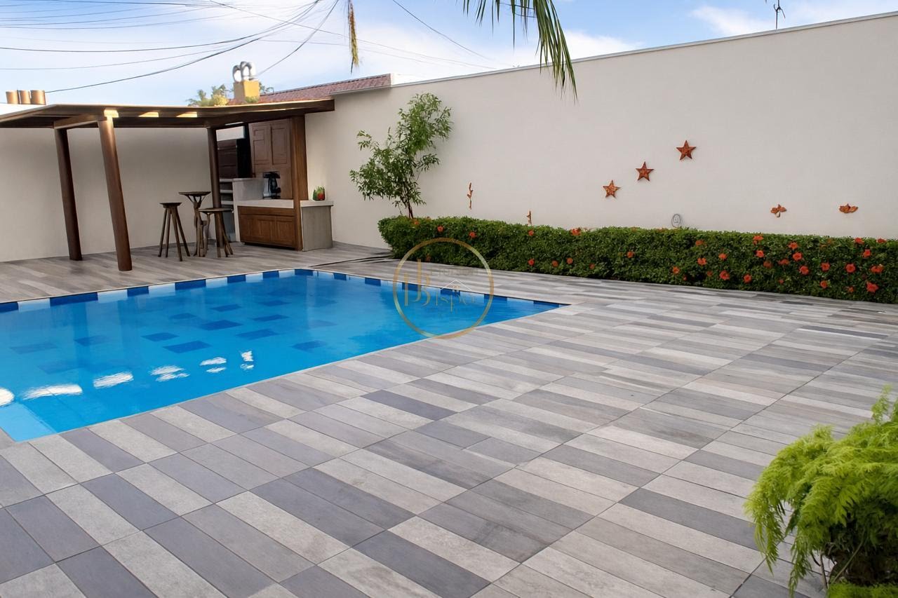Casa à venda com 3 quartos, 2 suítes, 1 vaga e 267m² no Village 2, Porto Seguro (BA) — foto 9 de 17