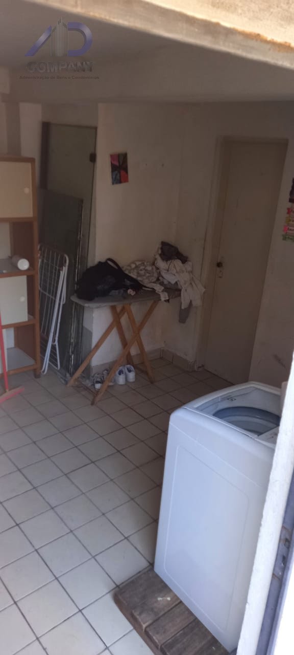 1 quarto cozinha e wc