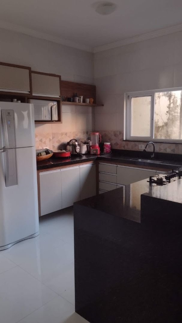 Casa à venda com 2 quartos, 2 banheiros, 4 vagas e 495m² no Jardim Samambaia, Ubatuba (SP) — foto 8 de 9