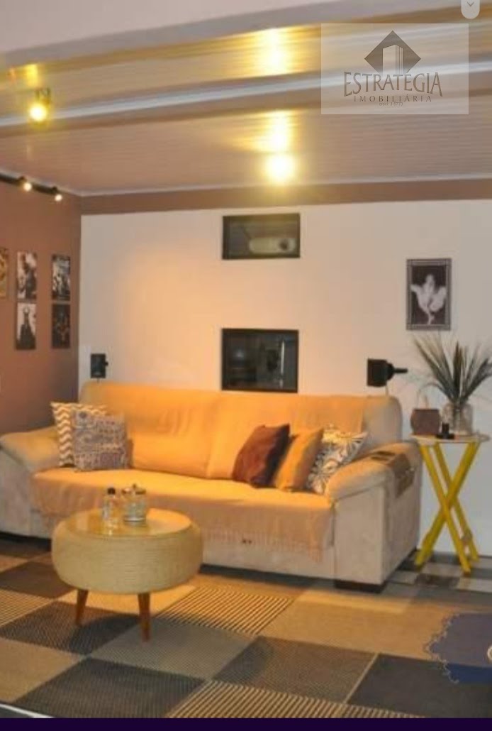 Casa à venda com 3 quartos, 1 suíte, 4 vagas e 230m² no Duarte Silveira, Petrópolis (RJ) — foto 8 de 19