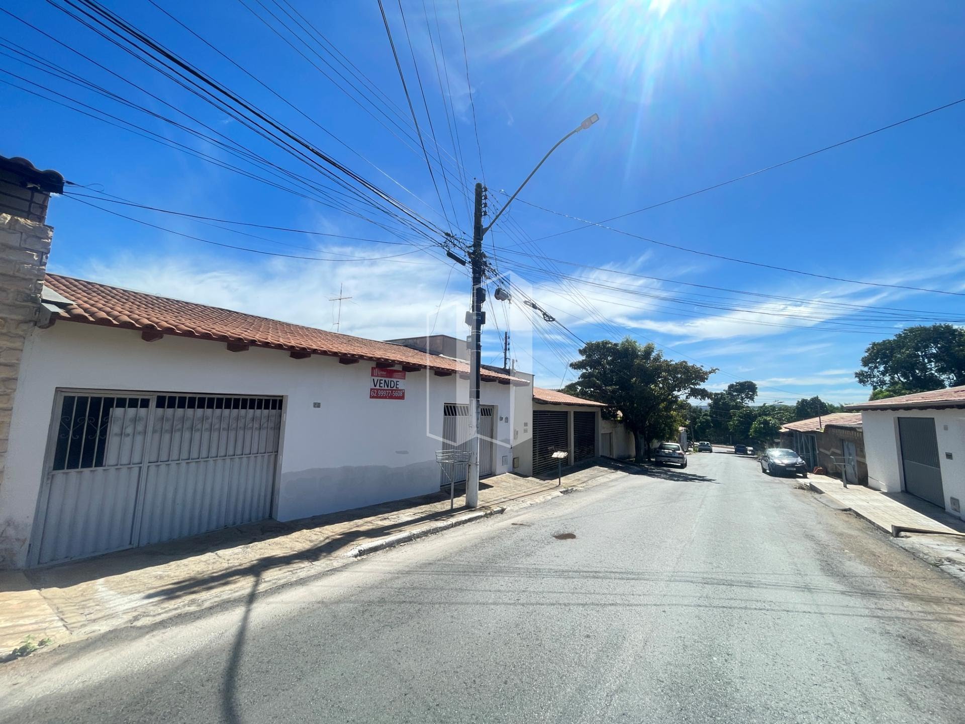 Casa à venda com 4 quartos, 1 suíte, 3 vagas e 200m² no Conjunto Residencial Aruanã I, Goiânia (GO) — foto 4 de 30