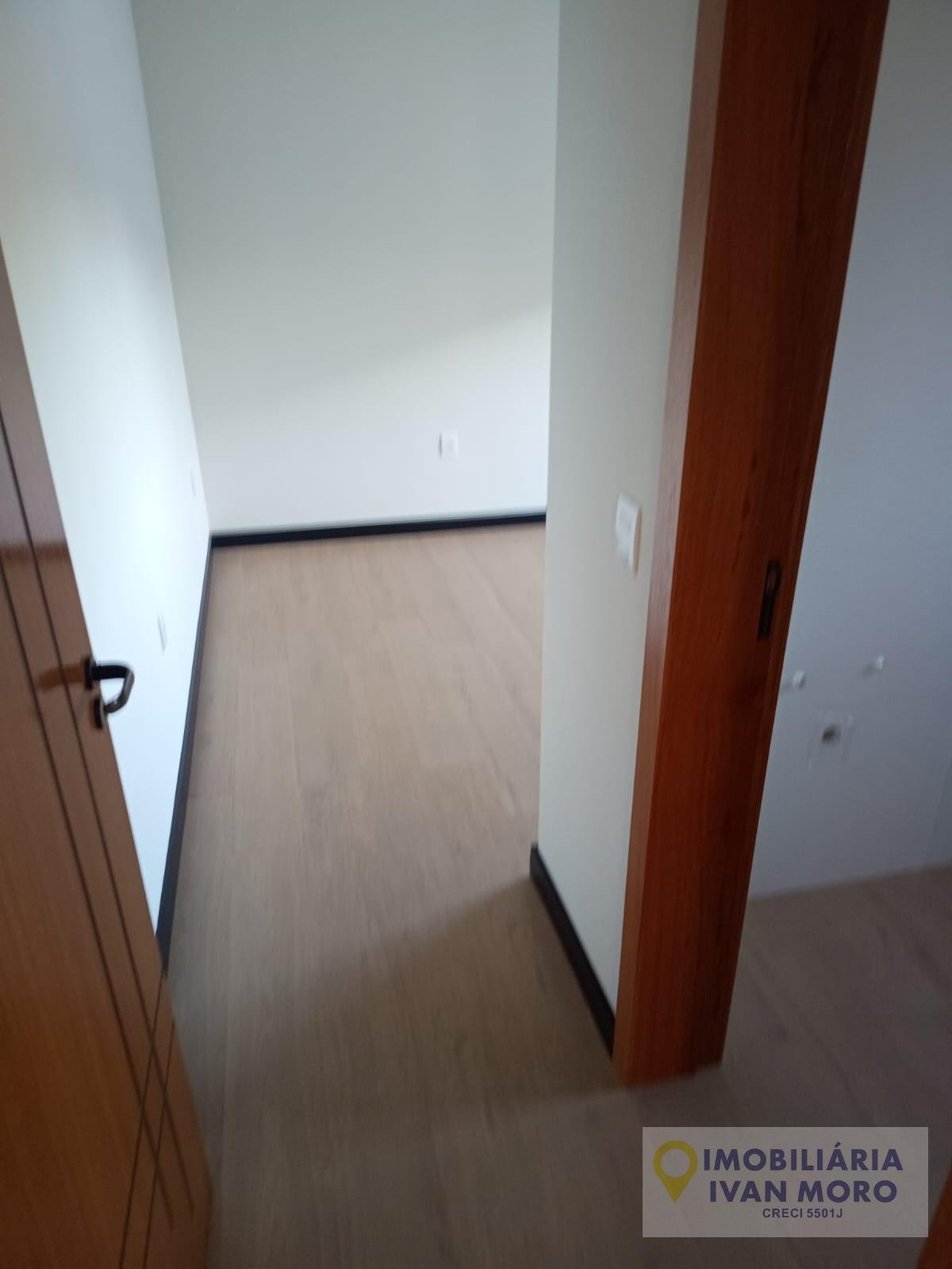 Casa à venda com 4 quartos, 3 suítes, 4 vagas e 250m² no São João do Rio Vermelho, Florianópolis (SC) — foto 26 de 30