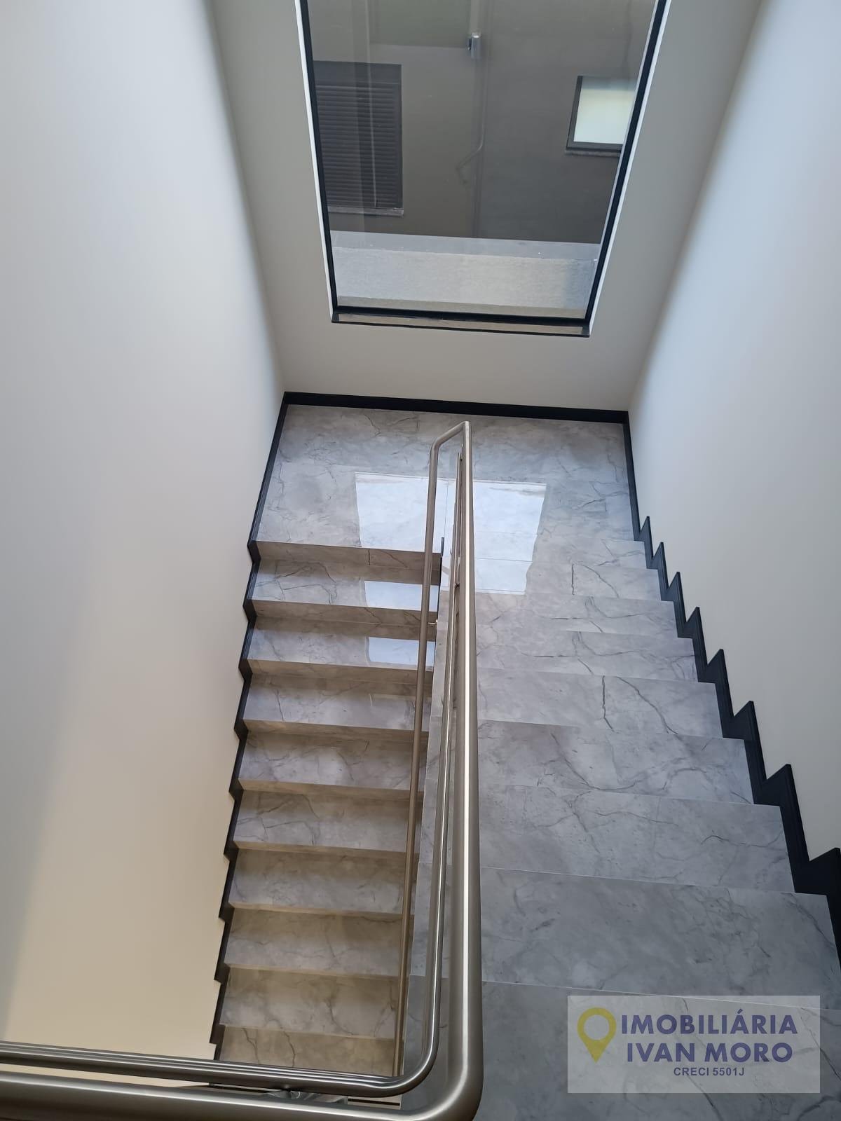 Casa à venda com 4 quartos, 3 suítes, 4 vagas e 250m² no São João do Rio Vermelho, Florianópolis (SC) — foto 11 de 30
