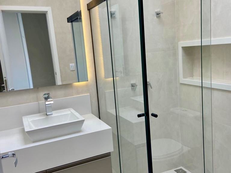 Casa à venda com 3 quartos, 3 suítes, 4 vagas e 235m² no Jardim Residencial Maria Dulce, Indaiatuba (SP) — foto 17 de 30