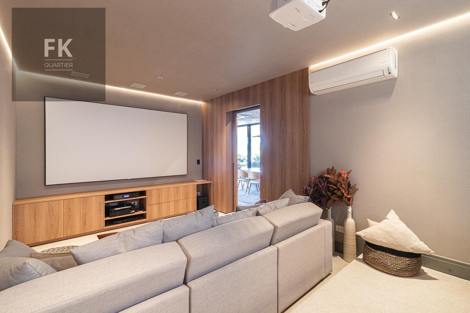 Casa à venda com 4 quartos, 4 suítes, 10 vagas e 1079m² no Alphaville Residencial Zero, Barueri (SP) — foto 10 de 30