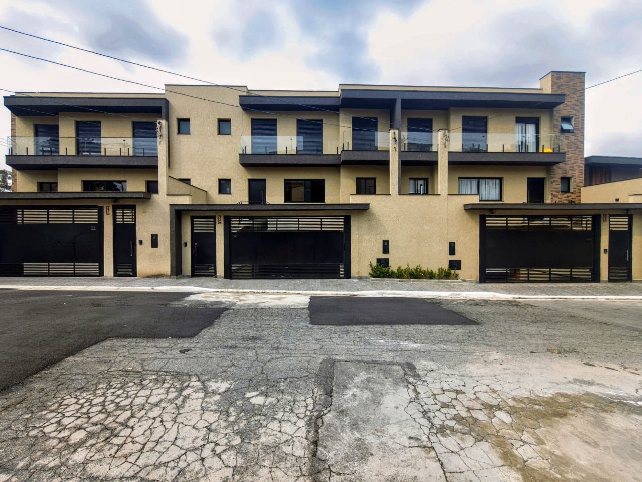 Apartamento à venda com 3 quartos, 3 banheiros, 4 vagas e 189m² no Parque São Domingos, São Paulo — foto principal