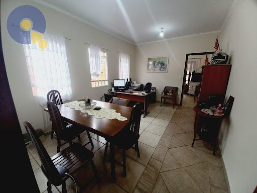 Casa à Venda em Jardim das Aves - 3 Dormitórios, R$ 550 mil