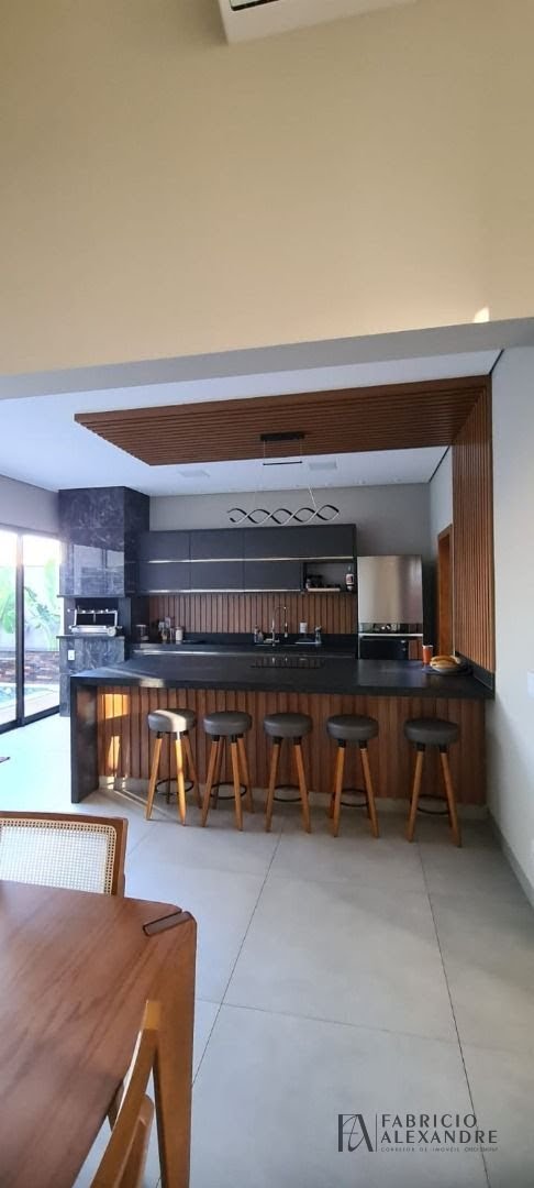 Casa à venda com 3 quartos, 2 suítes, 4 vagas e 178m² no Village Mirassol IV, Mirassol (SP) — foto 13 de 22