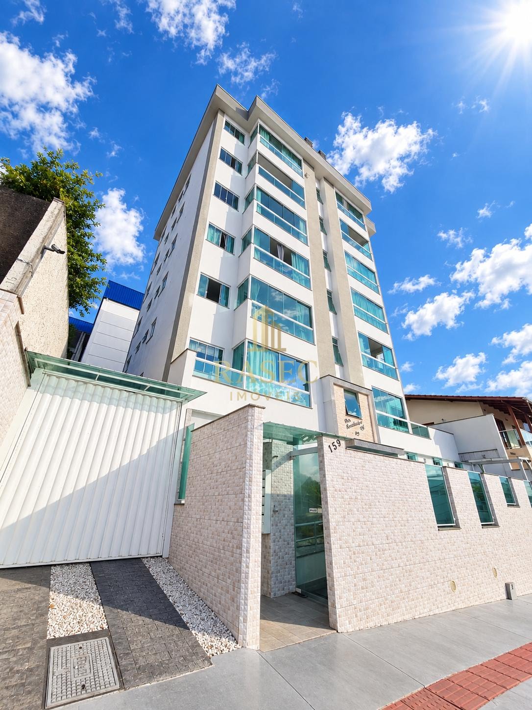 Apartamento para alugar com 2 quartos, 2 banheiros, 1 vaga e 70m² no Centro II, Brusque — foto principal