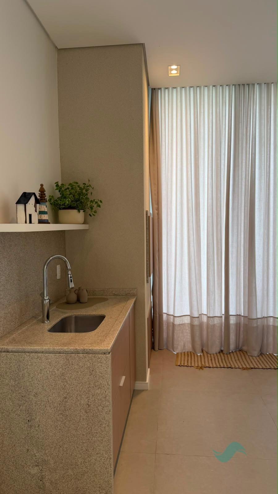 Casa à venda com 3 quartos, 3 suítes, 2 vagas e 278m² no Canto do Lamim, Florianópolis (SC) — foto 12 de 13