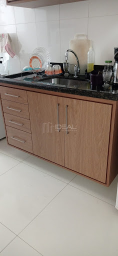 Vendo 04 apartamentos de 01 quarto no centro, sendo 02 com sacada e 02 com pequena área externa de ventilação cod 16414