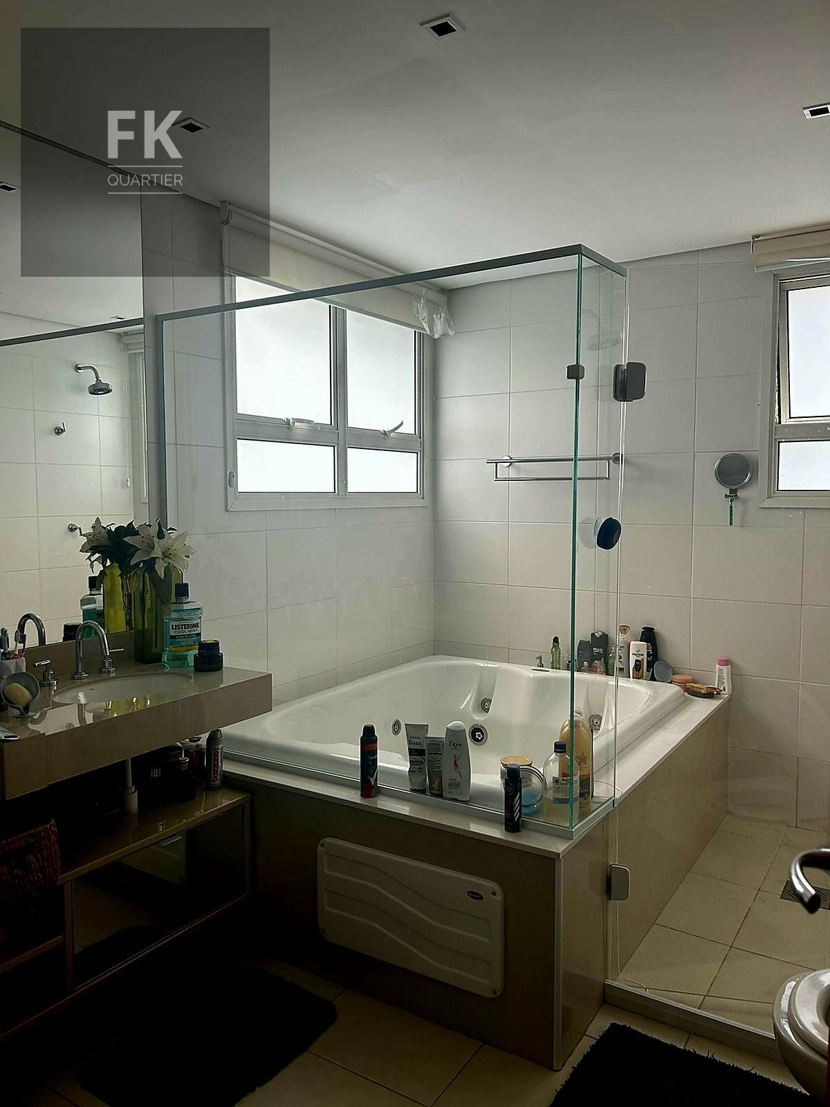 Apartamento à venda com 3 quartos, 3 suítes, 4 vagas e 224m² no Tamboré, Santana de Parnaíba (SP) — foto 13 de 21