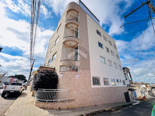 Aluguel de Apartamento no Centro de Alfenas, 154m², 2 Quartos