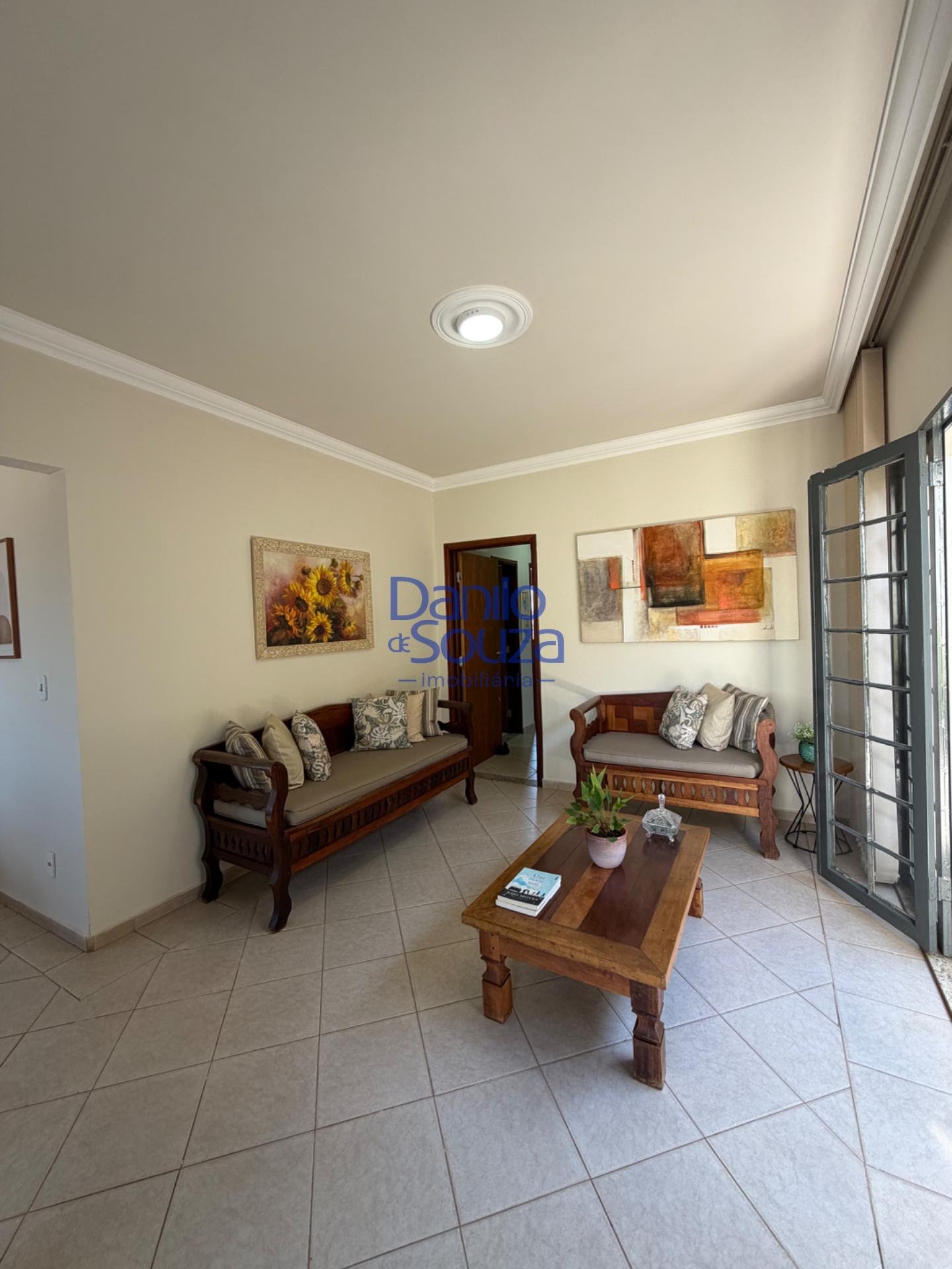 Casa à venda com 3 quartos, 1 suíte, 1 vaga e 300m² no Santo Antônio, Araxá (MG) — foto 4 de 27