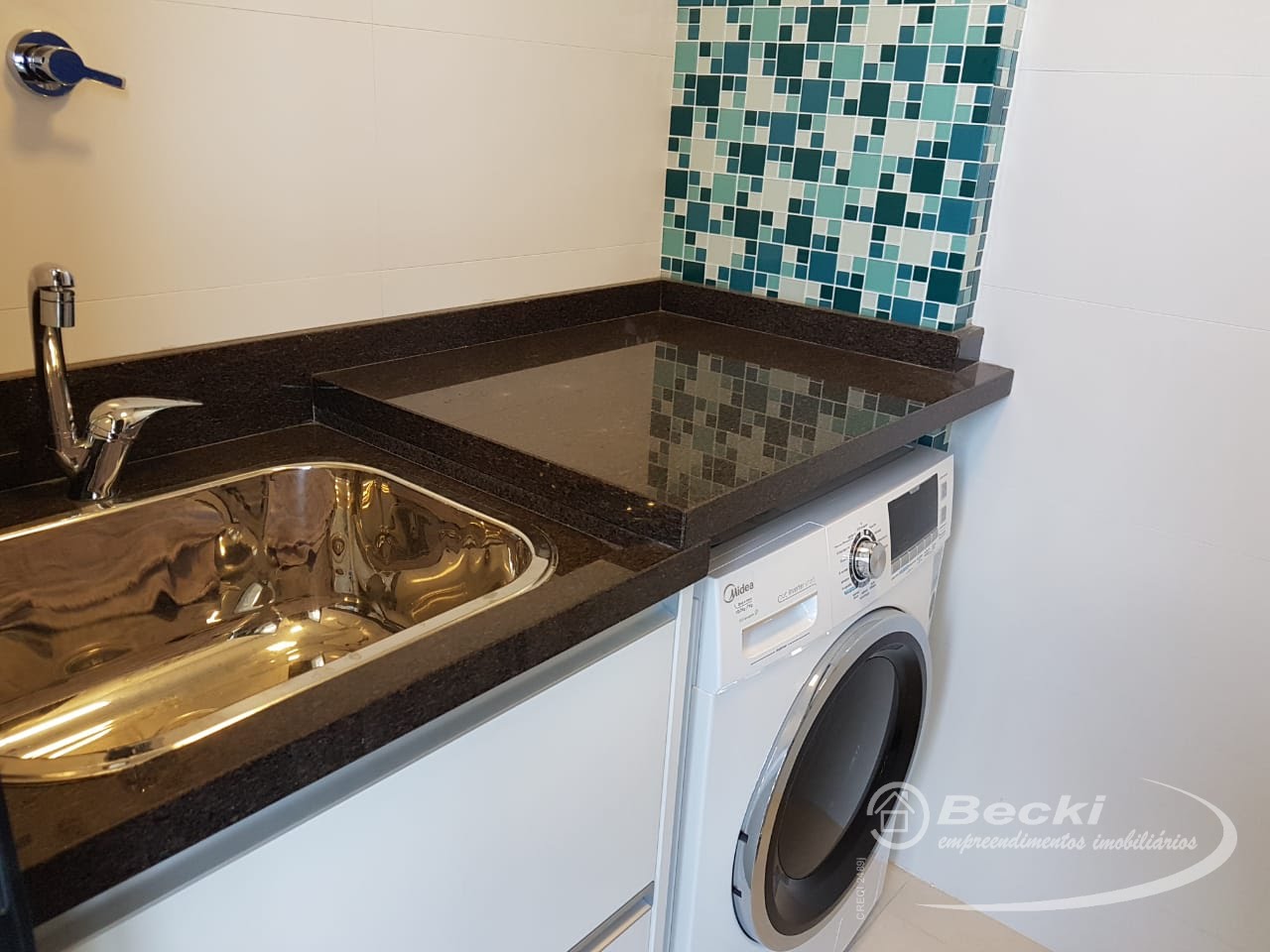 Apartamento à venda com 3 quartos, 1 suíte, 2 vagas e 104m² no Anita Garibaldi, Joinville (SC) — foto 25 de 30