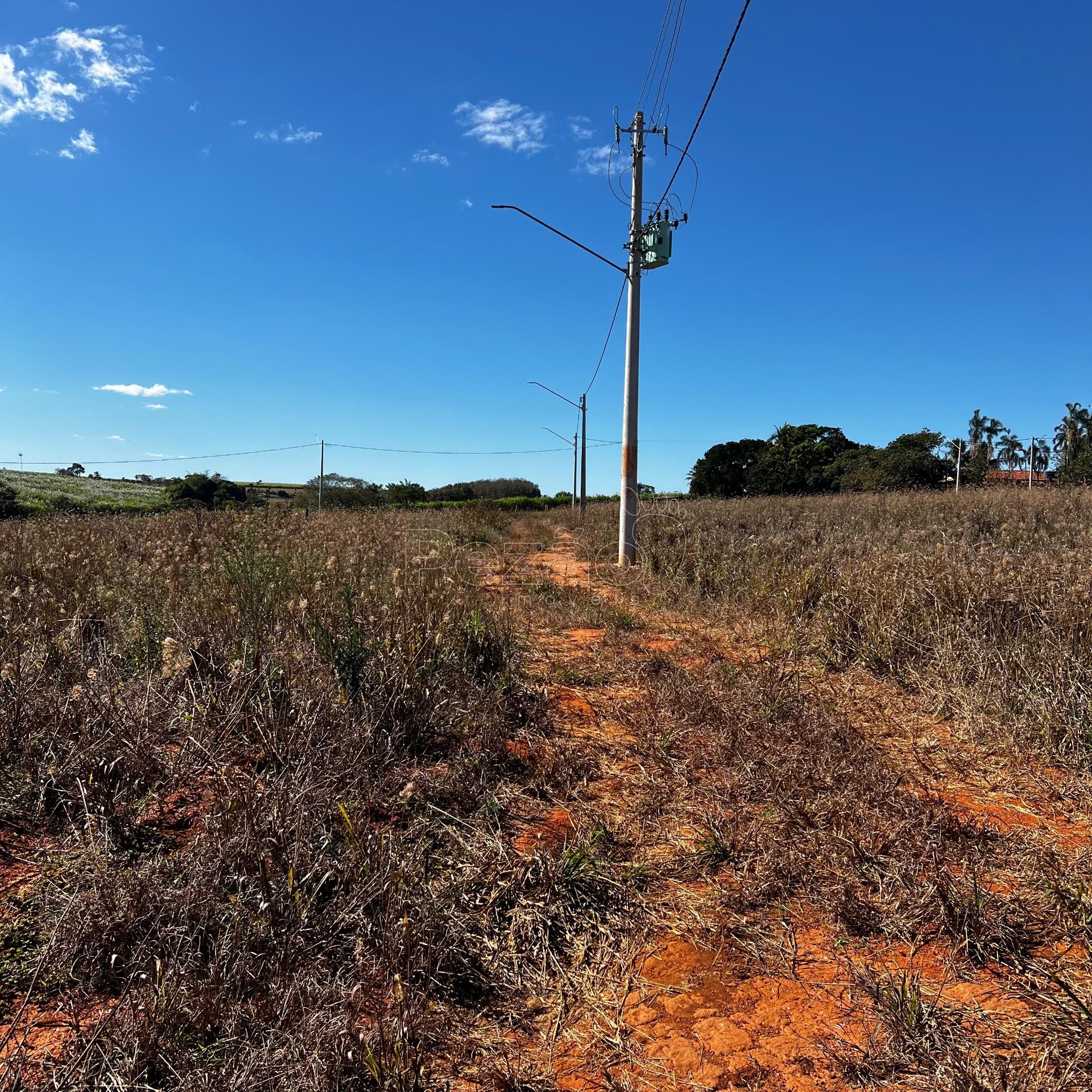 Terreno à venda com 300m² de terreno no Residencial Bougainville, Itapuranga — foto principal