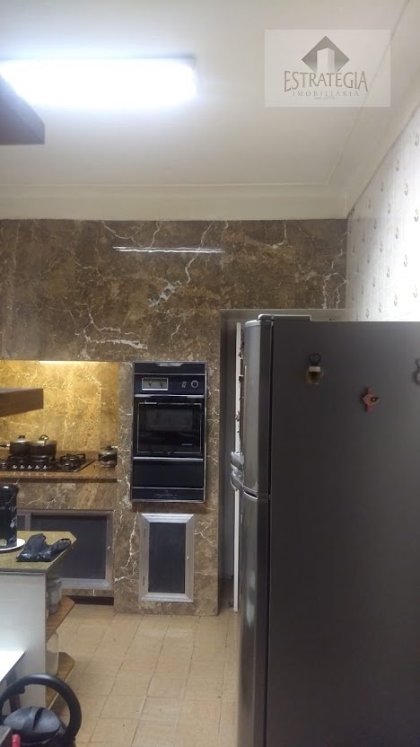 Casa à venda com 7 quartos, 1 suíte, 1 vaga e 390m² no Centro, Petrópolis (RJ) — foto 8 de 12