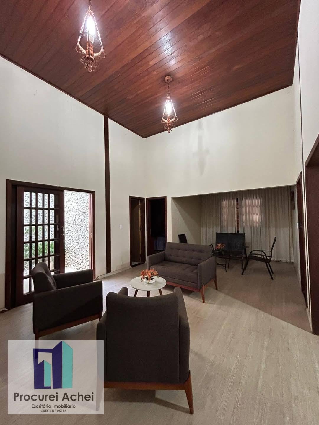 Casa à venda com 3 quartos, 2 suítes, 4 vagas e 926m² no Setor Habitacional Vicente Pires, Brasília (DF) — foto 12 de 27