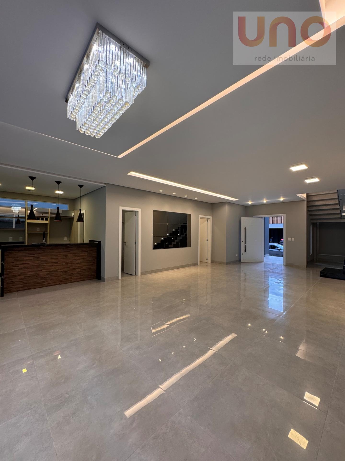 Casa à venda com 4 quartos, 4 suítes, 2 vagas e 308m² no Parque Residencial Maria A Pedrossian, Campo Grande (MS) — foto 16 de 30