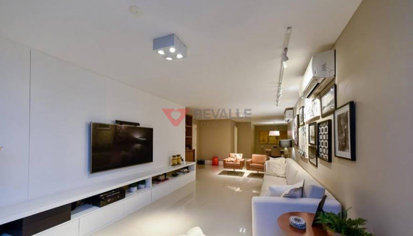 Apartamento à venda com 4 quartos, 4 suítes, 3 vagas e 221m² no Lagoa, Rio de Janeiro (RJ) — foto 10 de 30