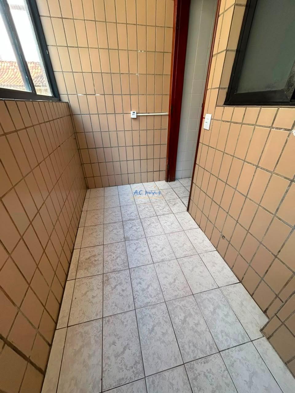 Apartamento à venda com 2 quartos, 1 suíte, 1 vaga e 70m² no Vila Assuncao, Praia Grande (SP) — foto 13 de 16