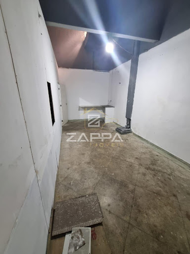 <p>Loja à venda e para locação em Humaitá, Rio de Janeiro, com 265 m² de área útil, ideal para empresas que buscam um ponto estratégico em uma das regiões mais valorizadas da Zona Sul. O imóvel conta 