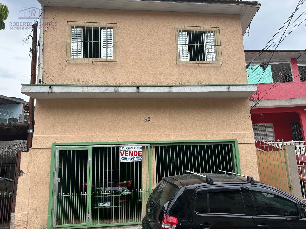 Vista da frente da casa