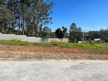 Terreno Real Park II em Condomínio Fechado Alto Padrão em Cocuera  -  Mogi das Cruzes