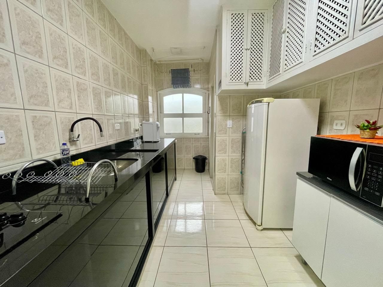 Apartamento à venda com 2 quartos, 1 banheiro e 64m² no Acaraú, Ubatuba (SP) — foto 2 de 10