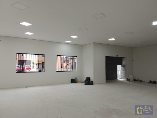 Loja/Salão para Locação em Cumbica, Guarulhos - 360m²