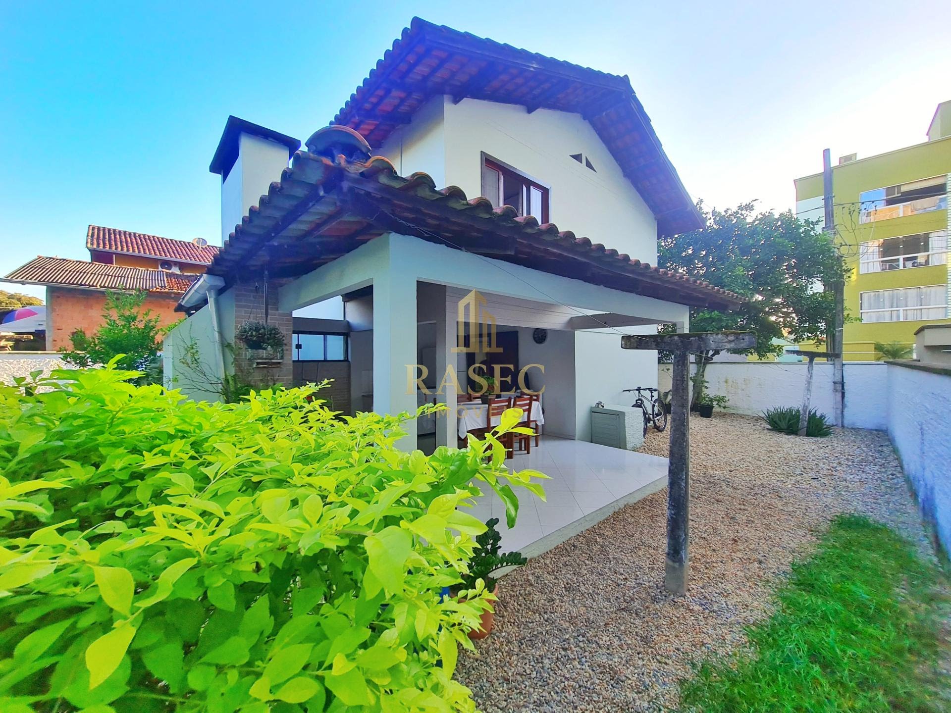 Casa à venda com 3 quartos, 2 banheiros e 120m² no Guarani, Brusque (SC) — foto 2 de 11