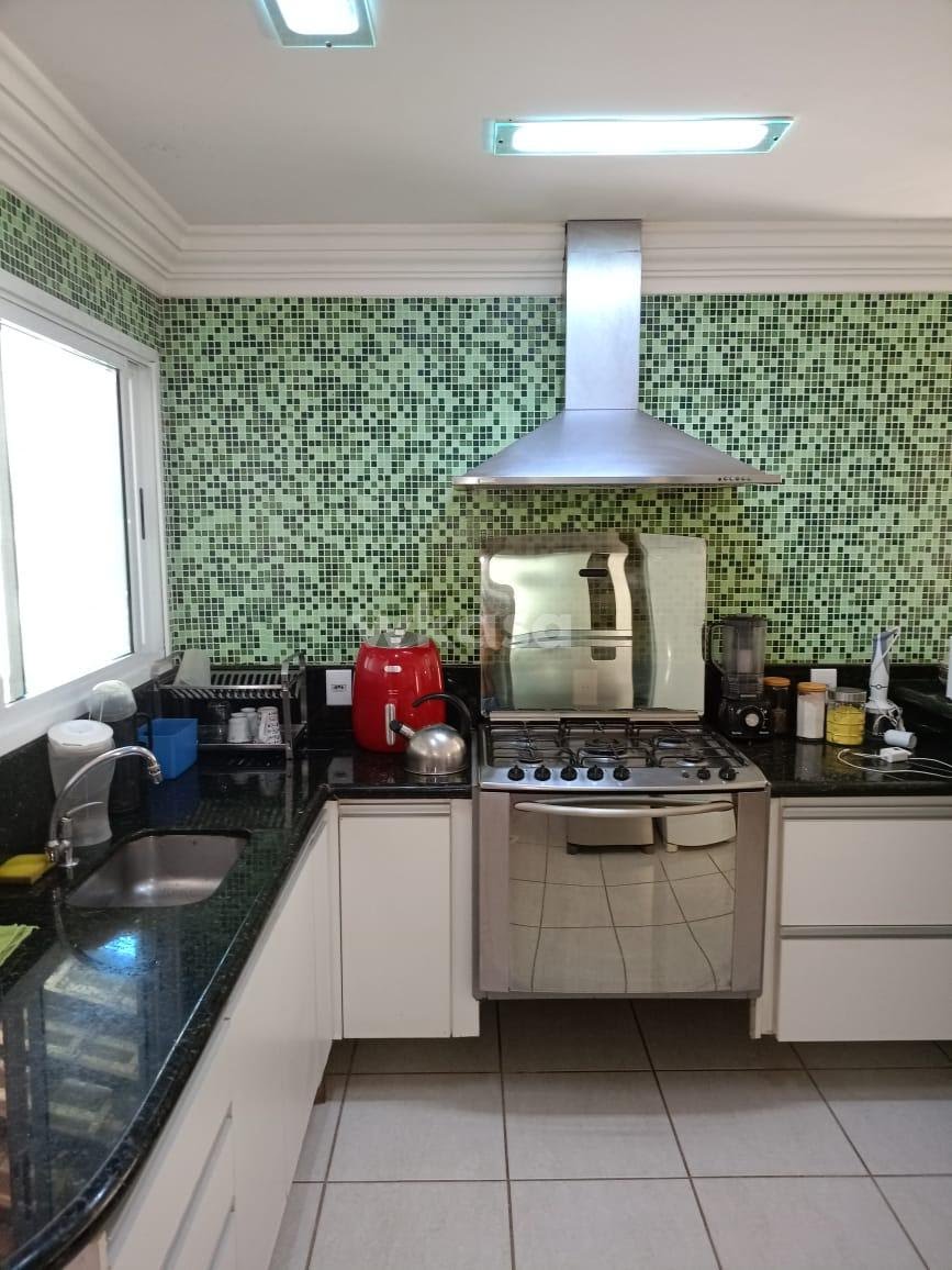 Casa à venda com 4 quartos, 3 suítes, 2 vagas e 205m² no Balneário de Carapebus, Serra (ES) — foto 22 de 30