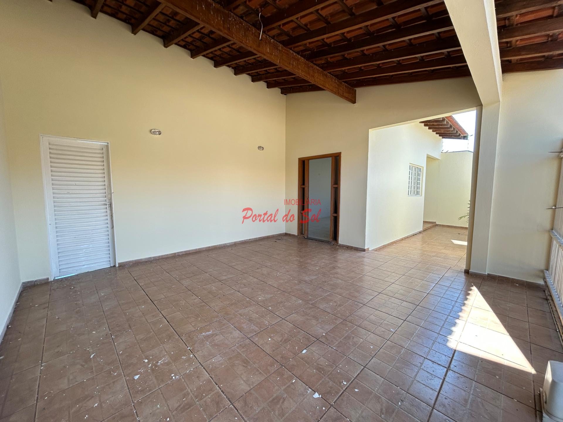 Casa à venda com 5 quartos, 1 suíte, 2 vagas e 282m² no Jardim Alphaville, Santo Antônio da Platina (PR) — foto 2 de 18