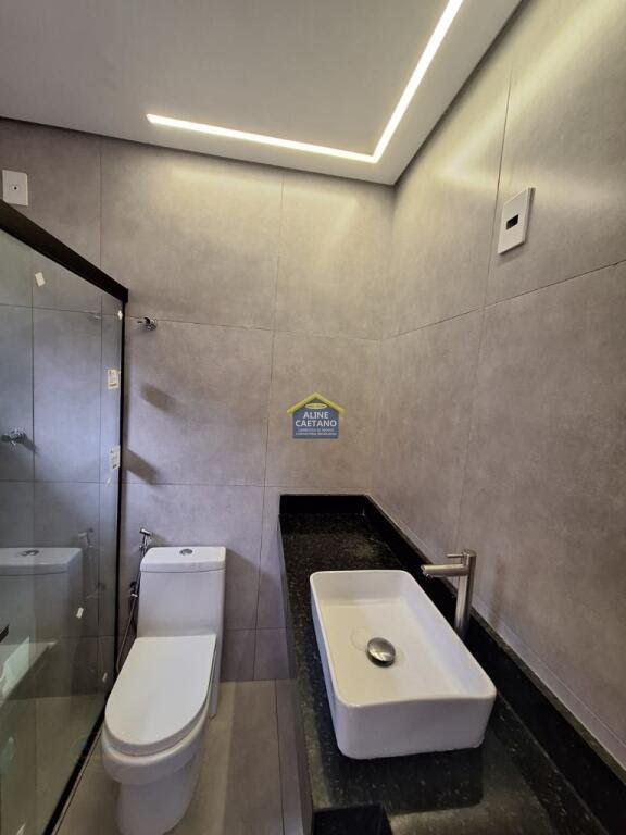 Casa à venda com 2 quartos, 2 suítes, 2 vagas e 140m² no Vila Tupi, Praia Grande (SP) — foto 8 de 18